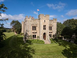 Photo 1- click for photo gallery